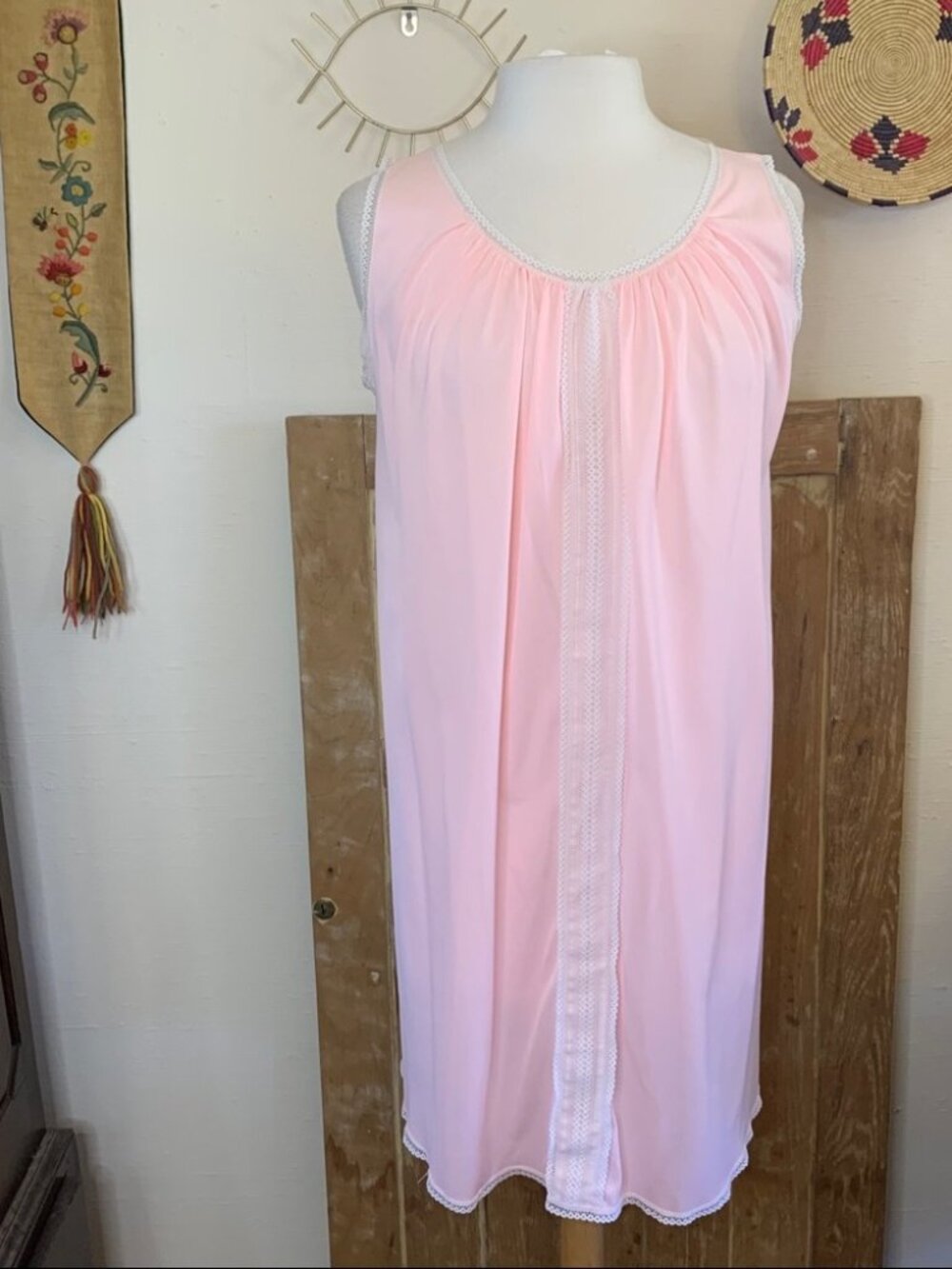 Vintage Nightgown & Robe Set - Picture 8 of 10